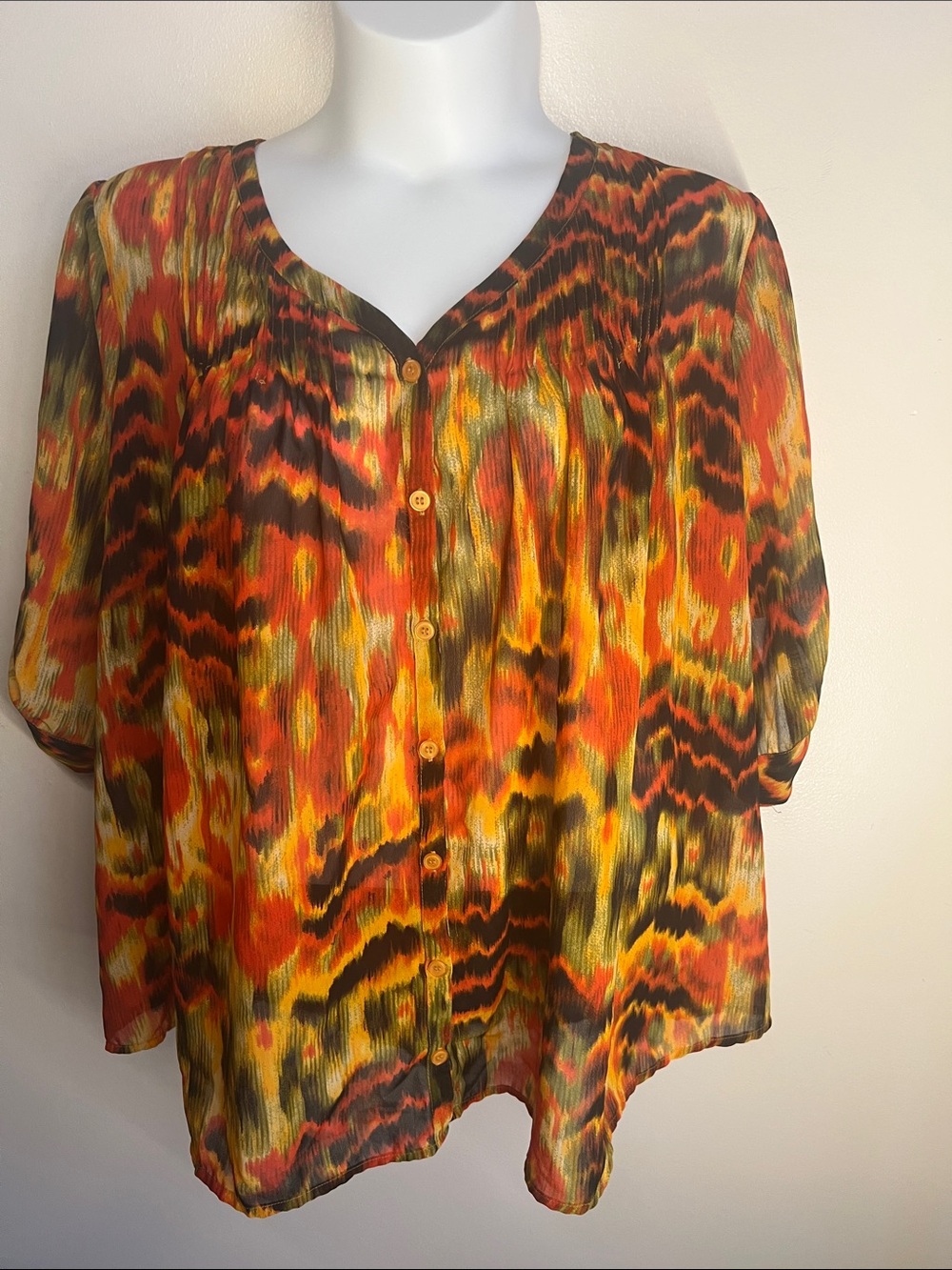 Denim 24/7 Southwestern abstract print style Button-Front Blouse